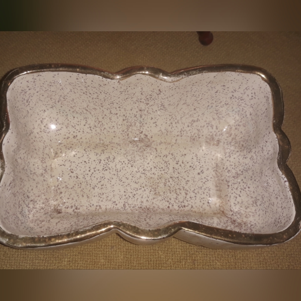 Vintage Speckled Dish🌷23K Gold Trimmed•Shafer
